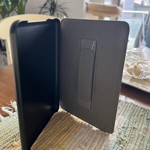 Black Kindle Case